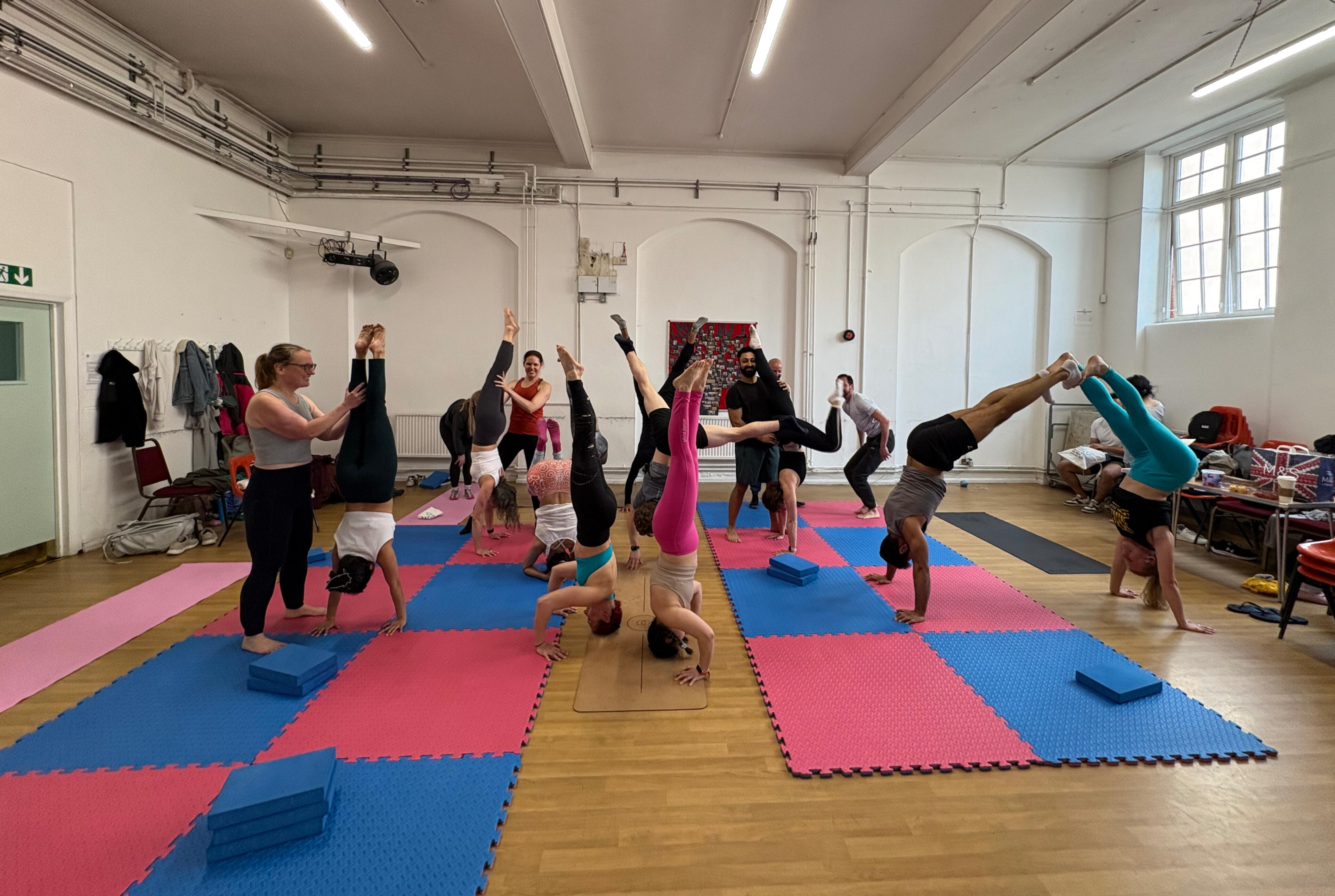 Past handstand workshop moment