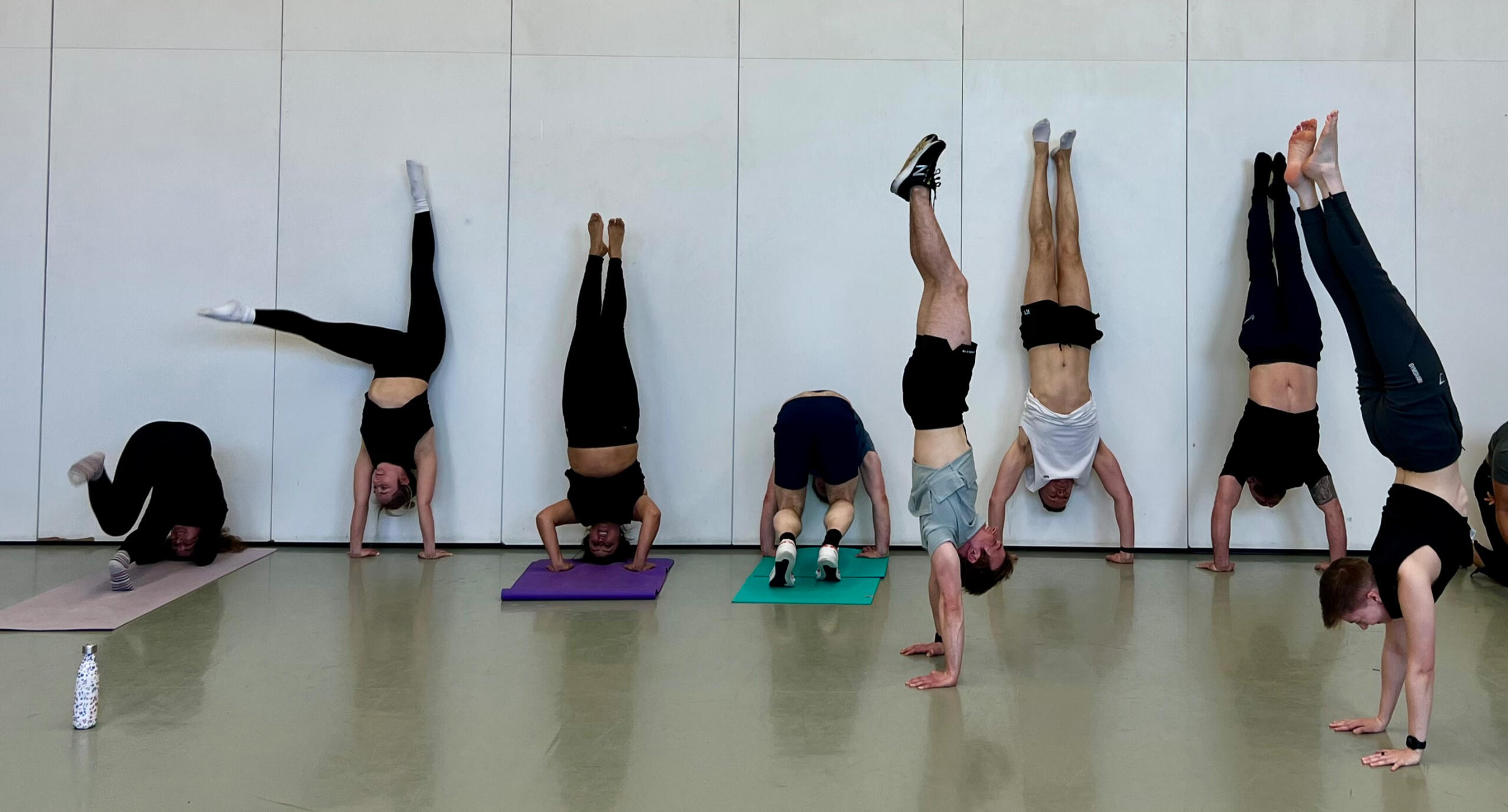 Past handstand workshop moment
